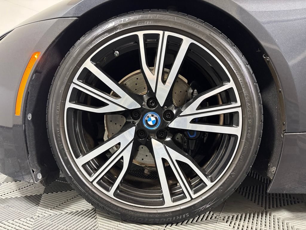 Used 2014 BMW i8 AWD/4WD image 8
