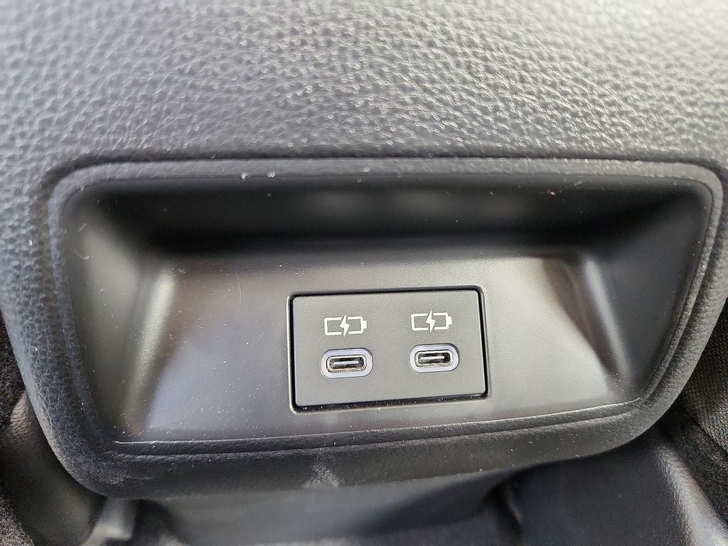 Used 2026 Toyota Corolla LE FWD image 11