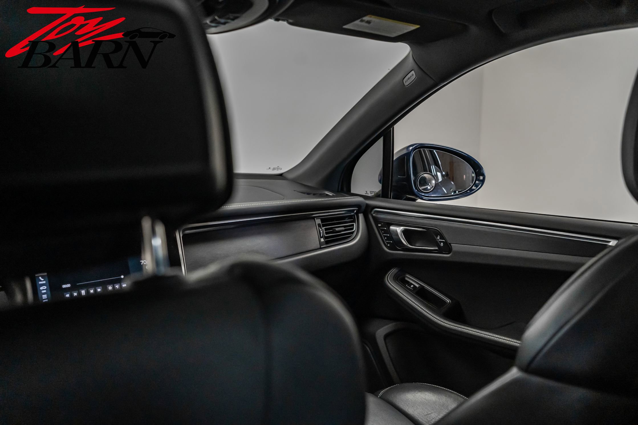 Used 2023 Porsche Macan GTS image 45