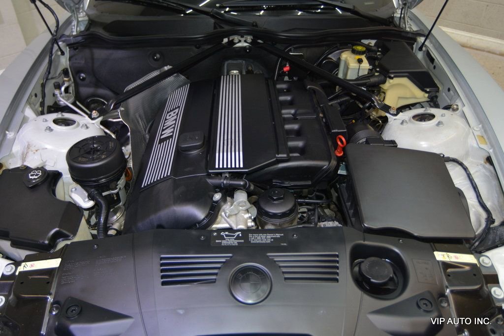 Used 2003 BMW Z4 3.0i image 32