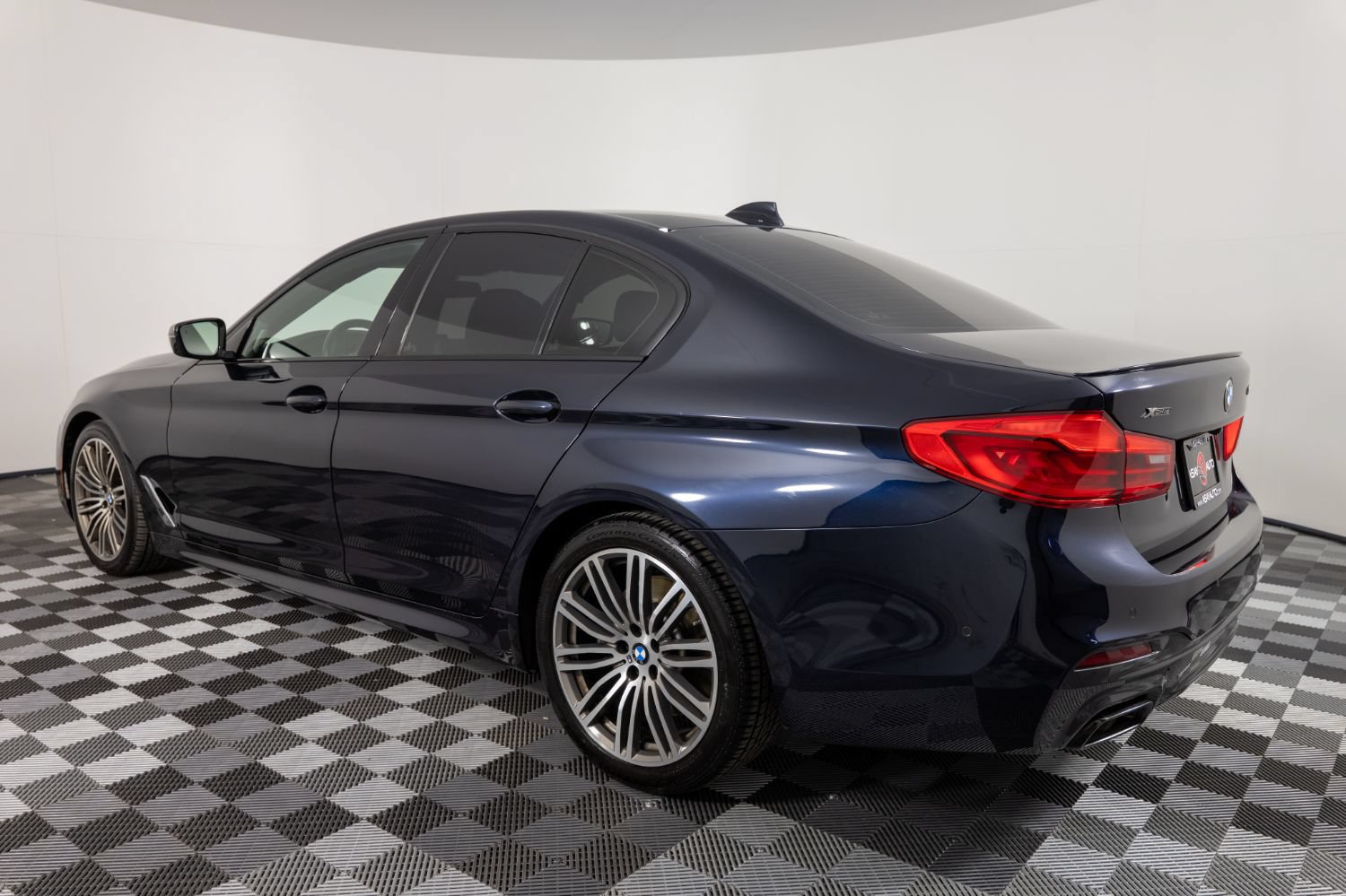 Used 2019 BMW M550i xDrive AWD/4WD image 4
