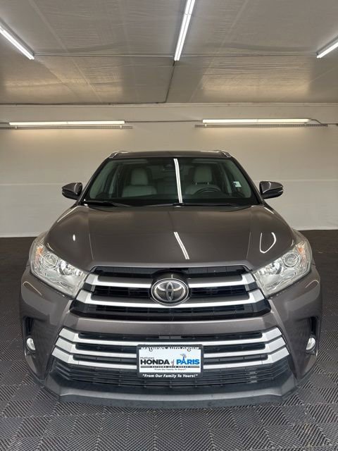 Used 2017 Toyota Highlander XLE FWD image 18