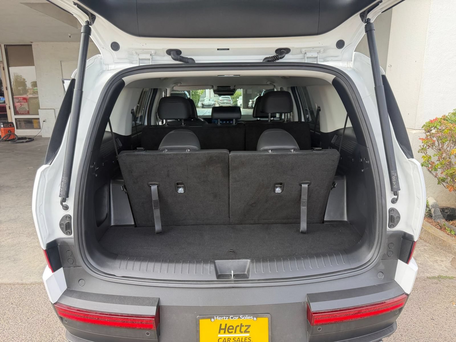 Used 2026 Hyundai Santa Fe SEL FWD image 33
