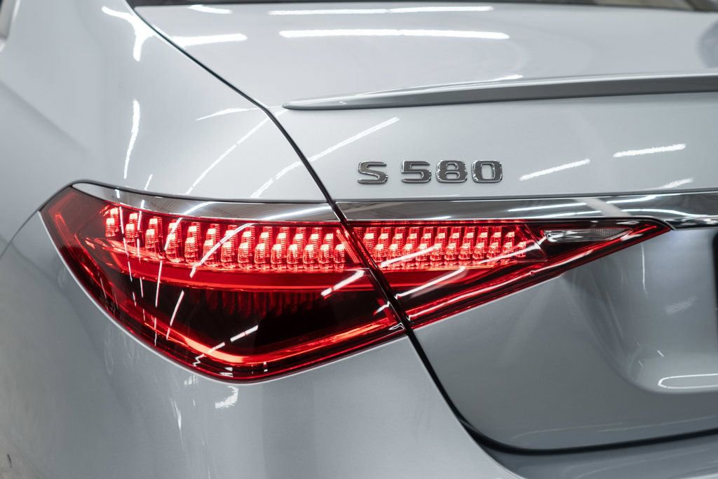 Used 2023 Mercedes-Benz S 580 4MATIC Sedan w/ AMG Line image 56