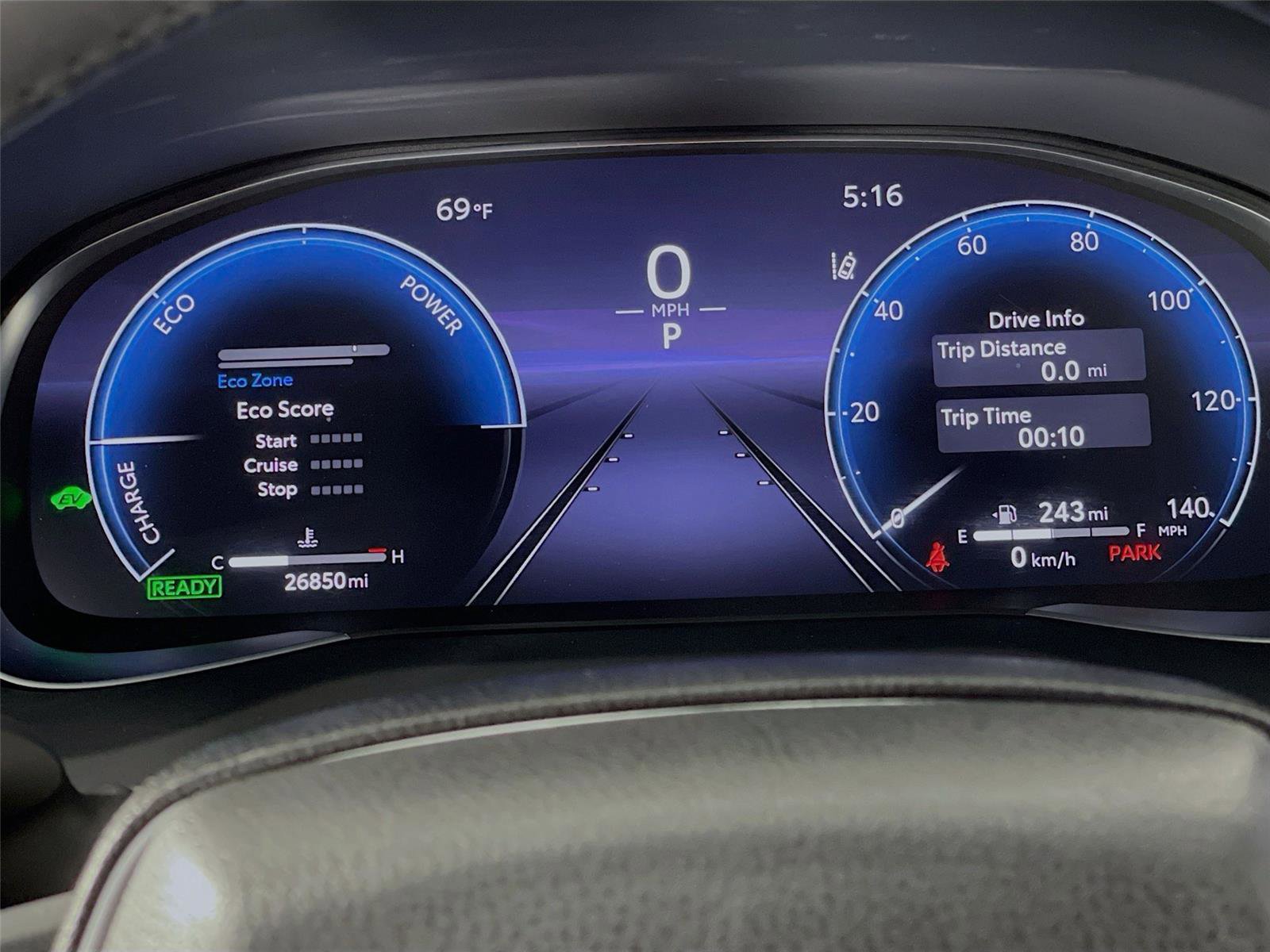 Used 2023 Toyota Venza Limited image 15