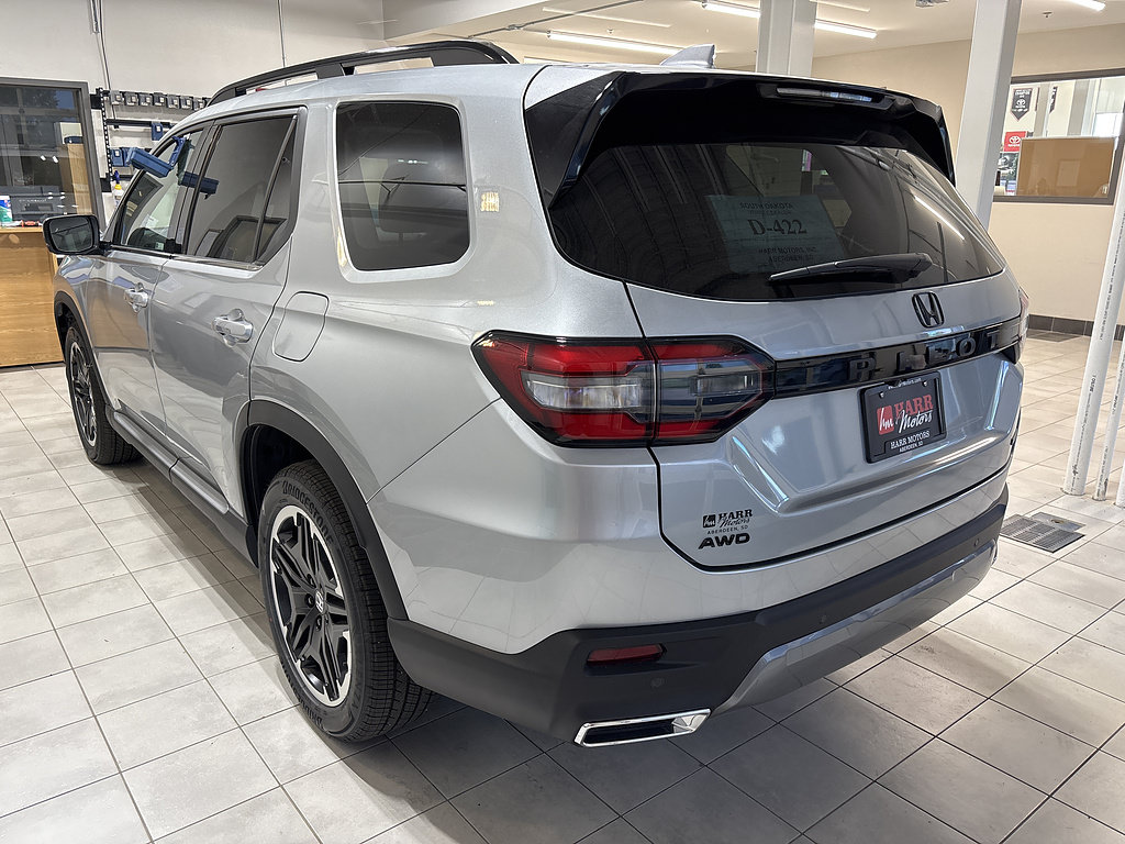 New 2026 Honda Pilot image 2
