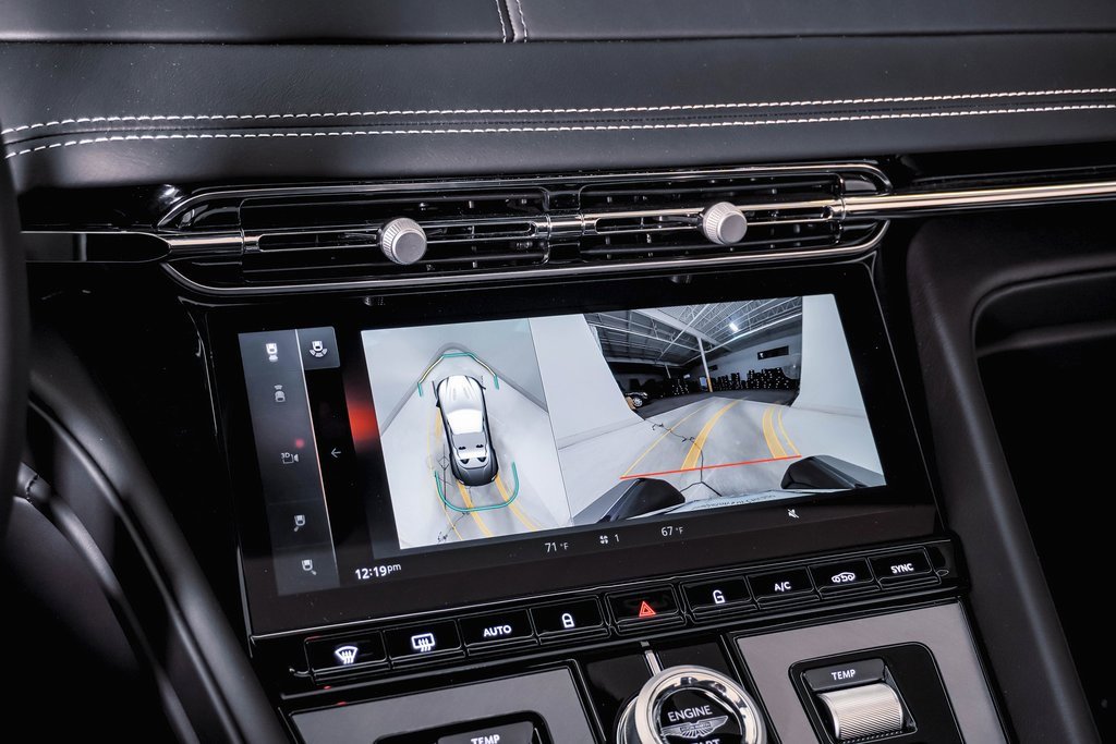 New 2025 Aston Martin DB12 Convertible image 29