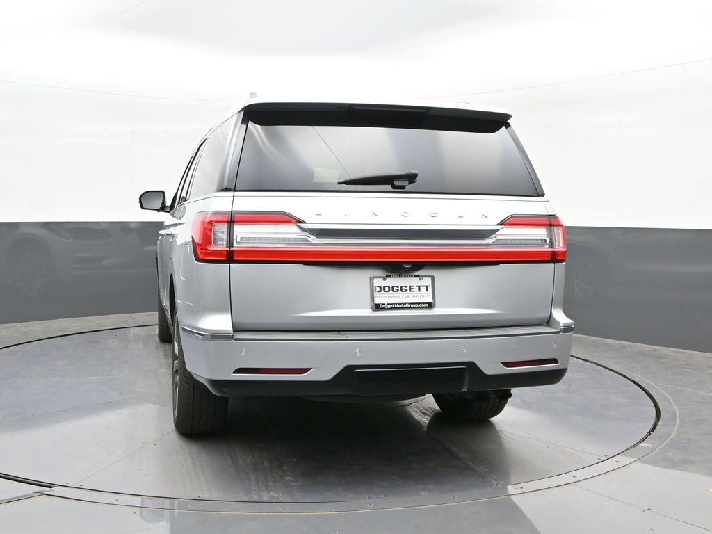 Used 2019 Lincoln Navigator Select RWD image 8