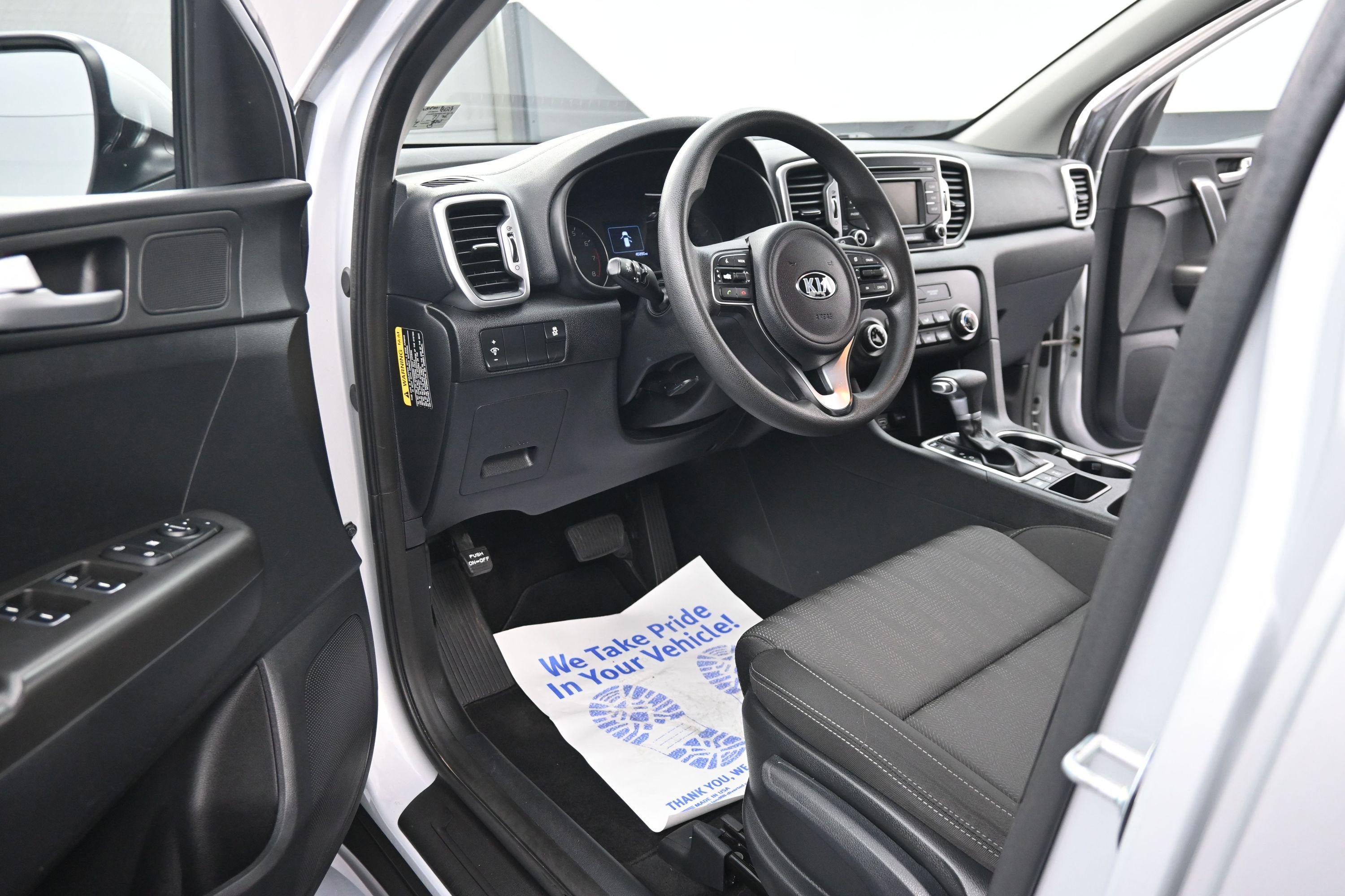 Used 2019 Kia Sportage LX AWD/4WD image 9