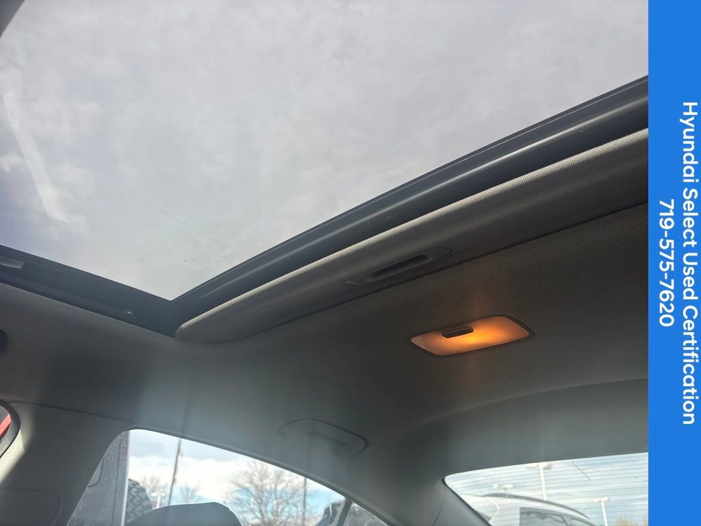 Used 2017 Hyundai Elantra Value Edition w/ Cargo Package image 35