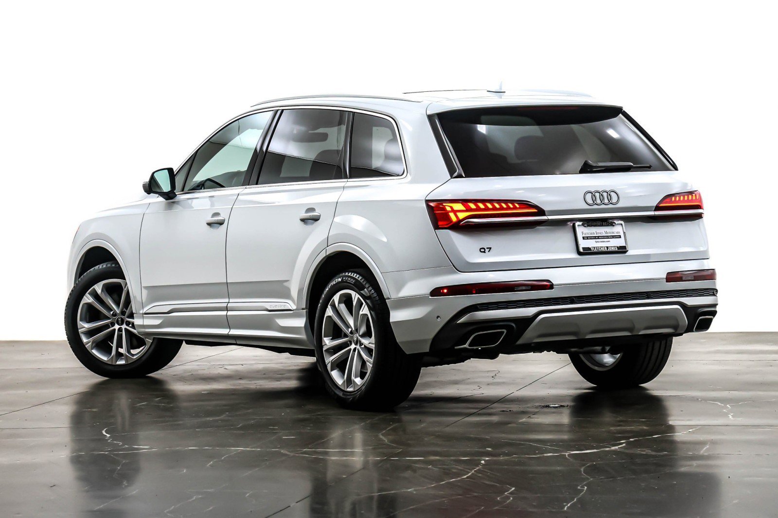 Used 2025 Audi Q7 2.0T Premium w/ Convenience Package image 12