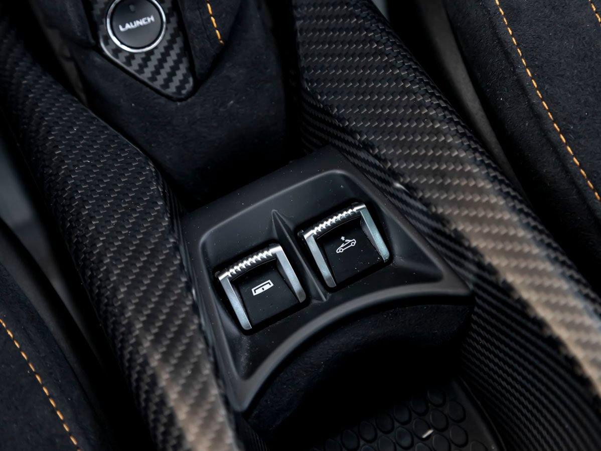 Used 2022 McLaren 765LT RWD image 31