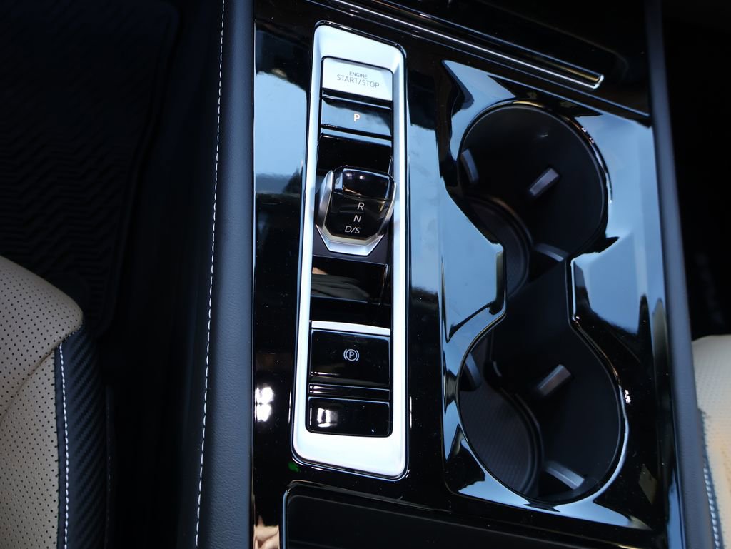 New 2026 Volkswagen Atlas Cross Sport SE image 32