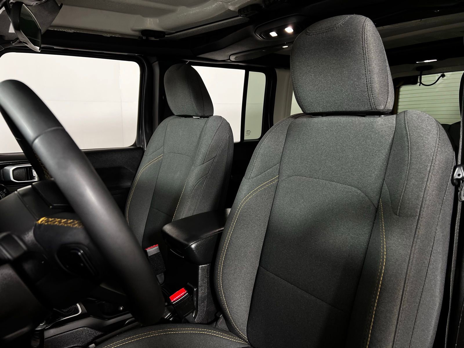 Used 2024 Jeep Wrangler Sport S image 13