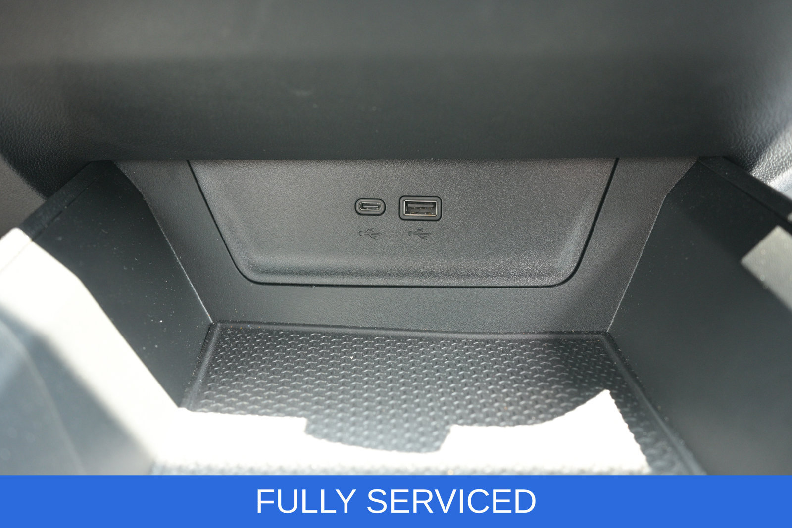 Used 2026 Chevrolet Equinox LT AWD/4WD image 24