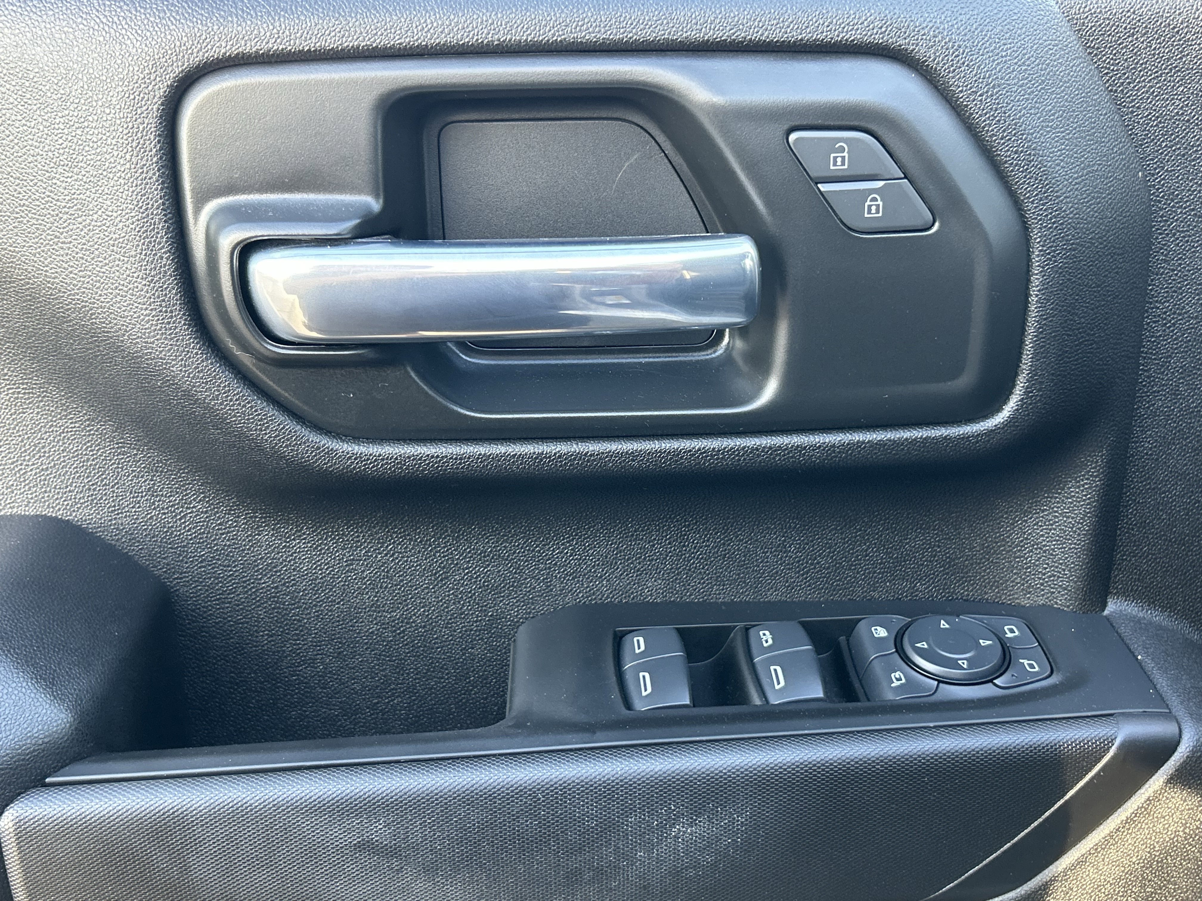 Used 2025 Chevrolet Silverado 2500 Custom w/ Custom Convenience Package AWD/4WD image 20