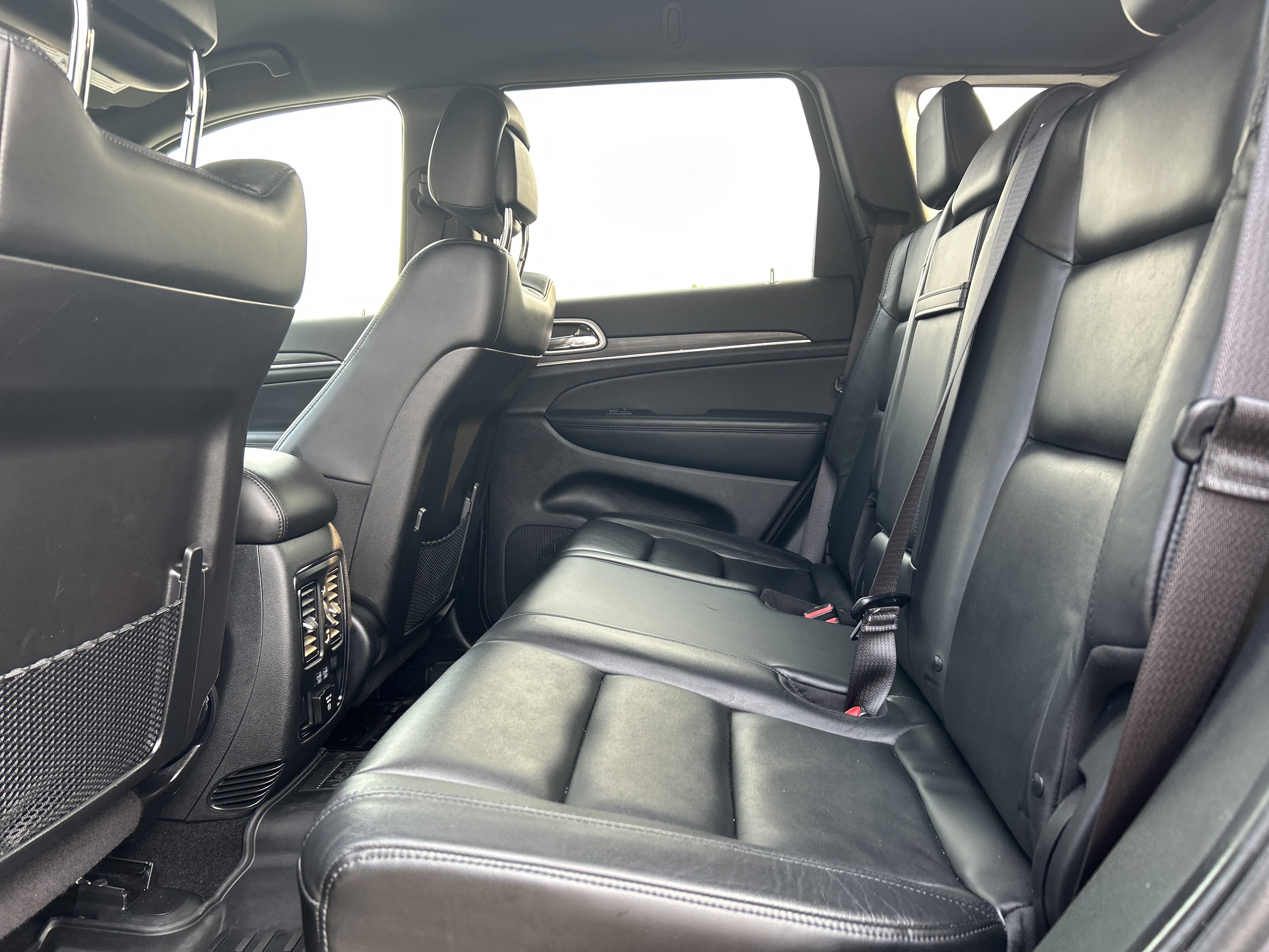 Used 2021 Jeep Grand Cherokee Limited w/ Protech Group AWD/4WD image 19