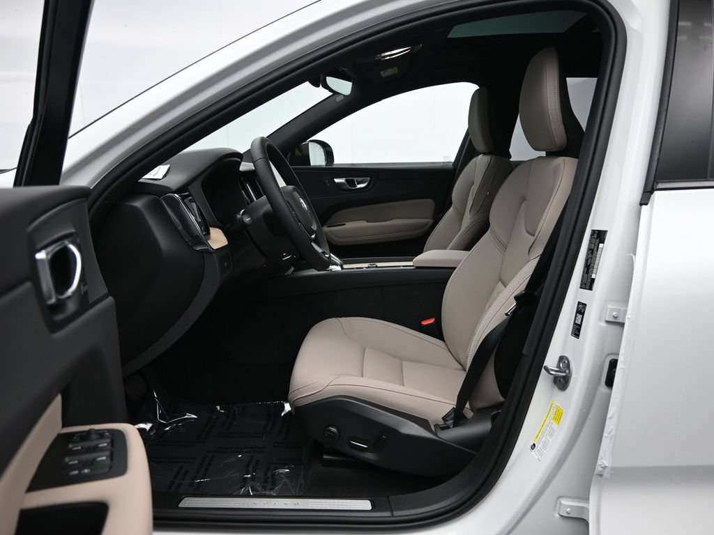 New 2026 Volvo XC60 B5 Plus w/ Climate Package AWD/4WD image 22