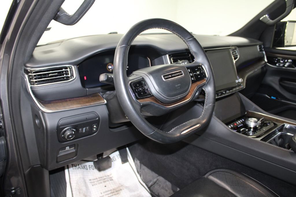 Used 2023 Jeep Grand Wagoneer L Series II image 23