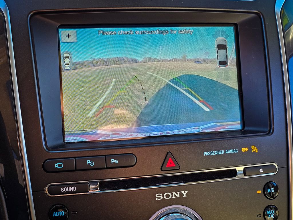 Used 2017 Ford Explorer Platinum image 29