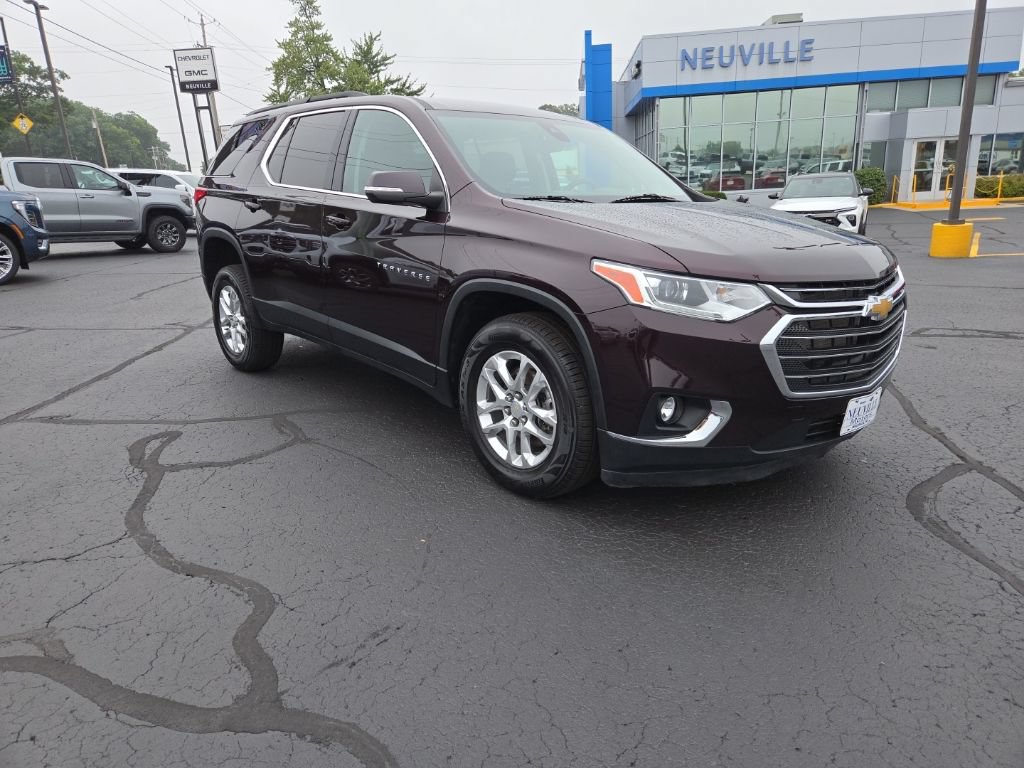 Used 2021 Chevrolet Traverse LT