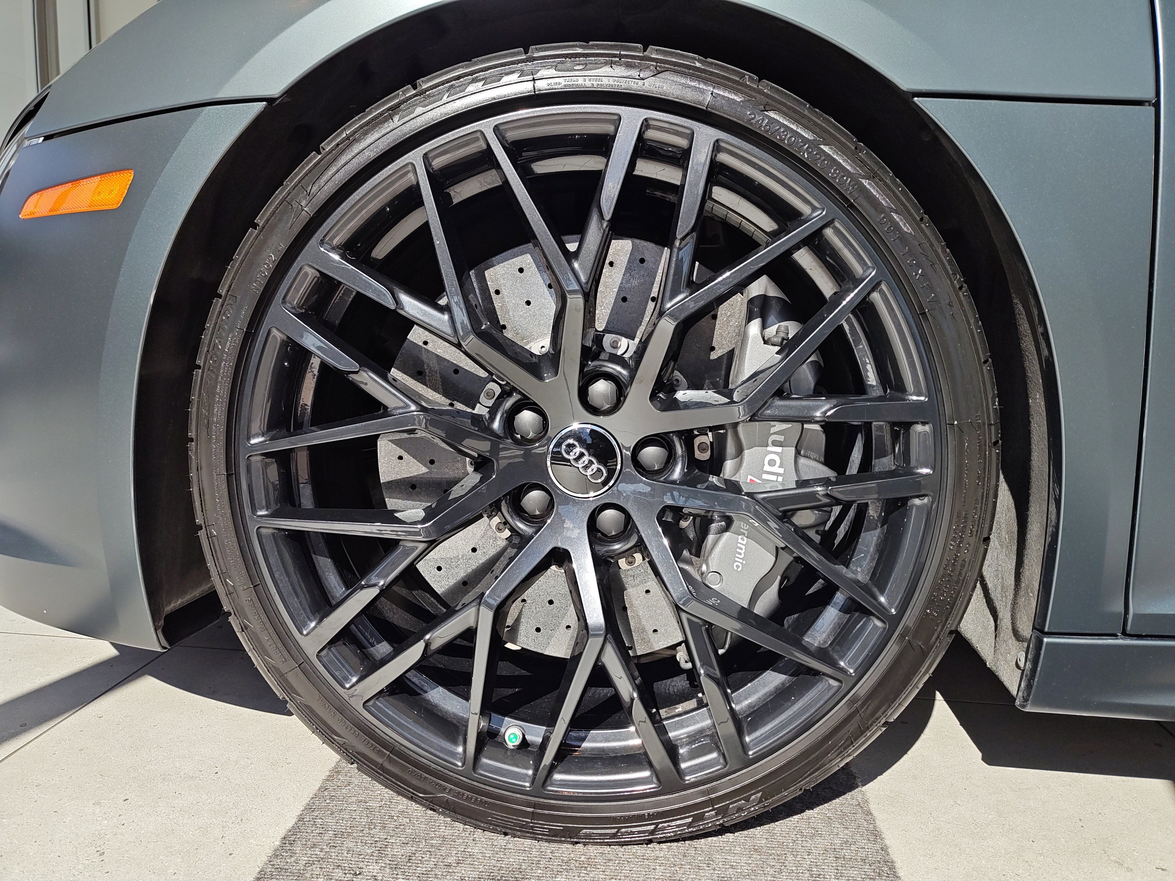 Used 2018 Audi R8 V10 plus image 31