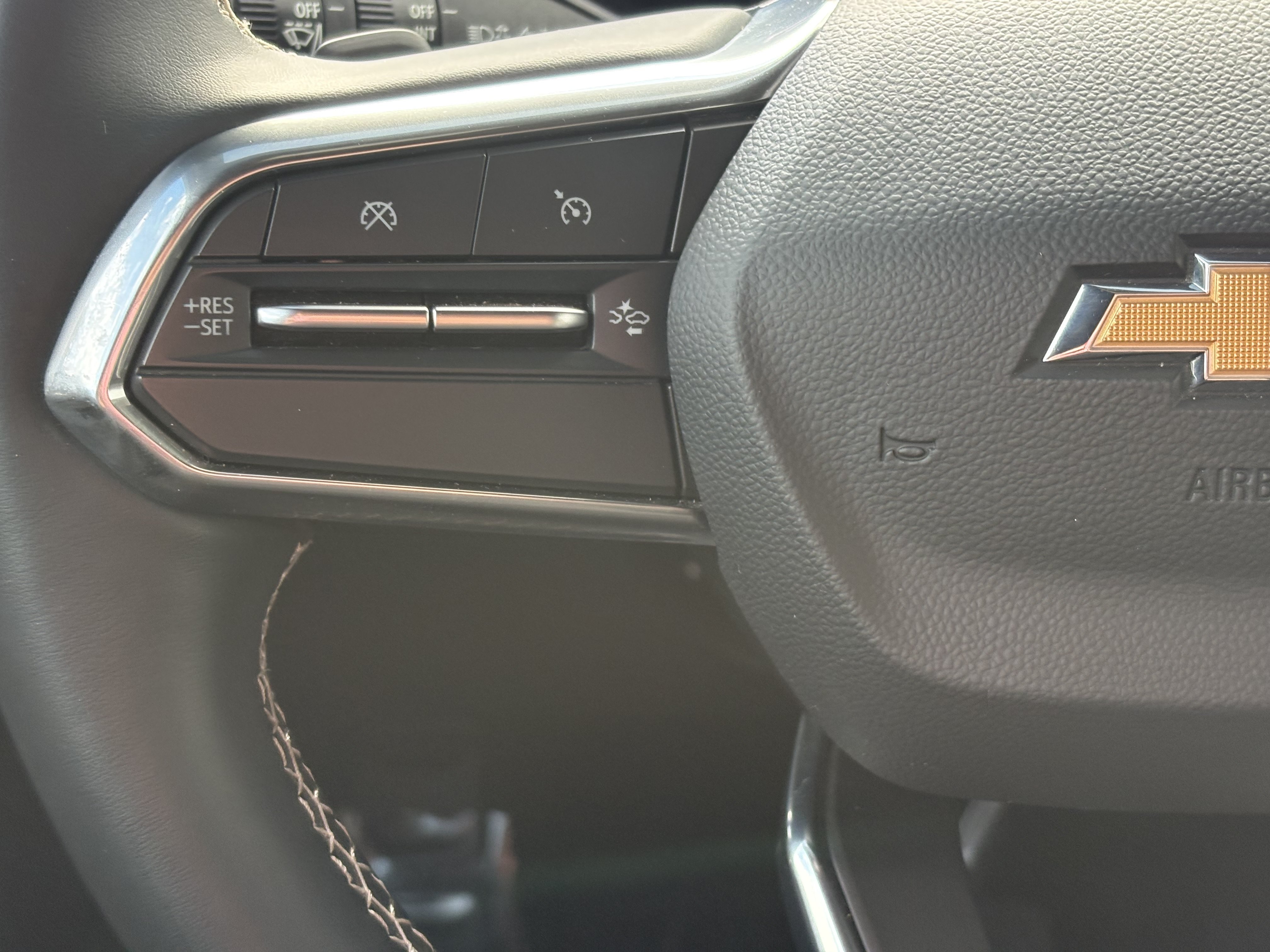 Used 2024 Chevrolet Blazer EV LT AWD/4WD image 17