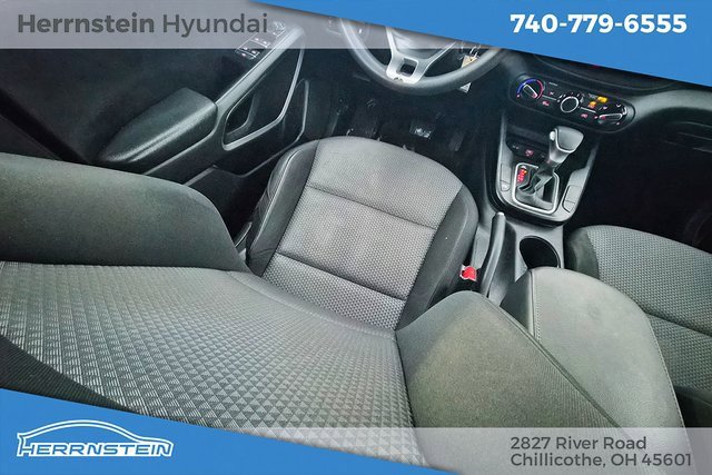 Used 2022 Kia Soul LX image 13