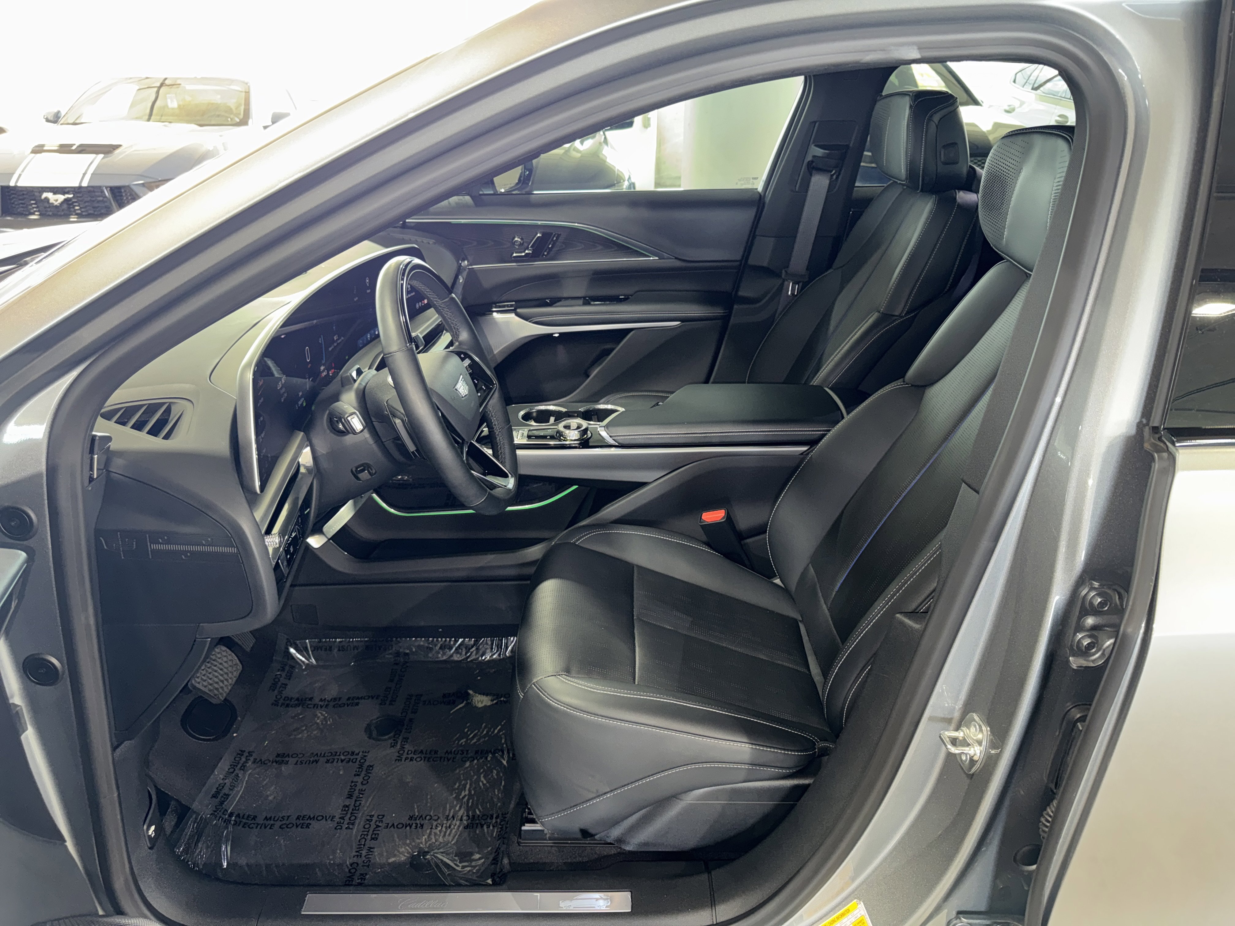 Used 2024 Cadillac Lyriq Sport image 23