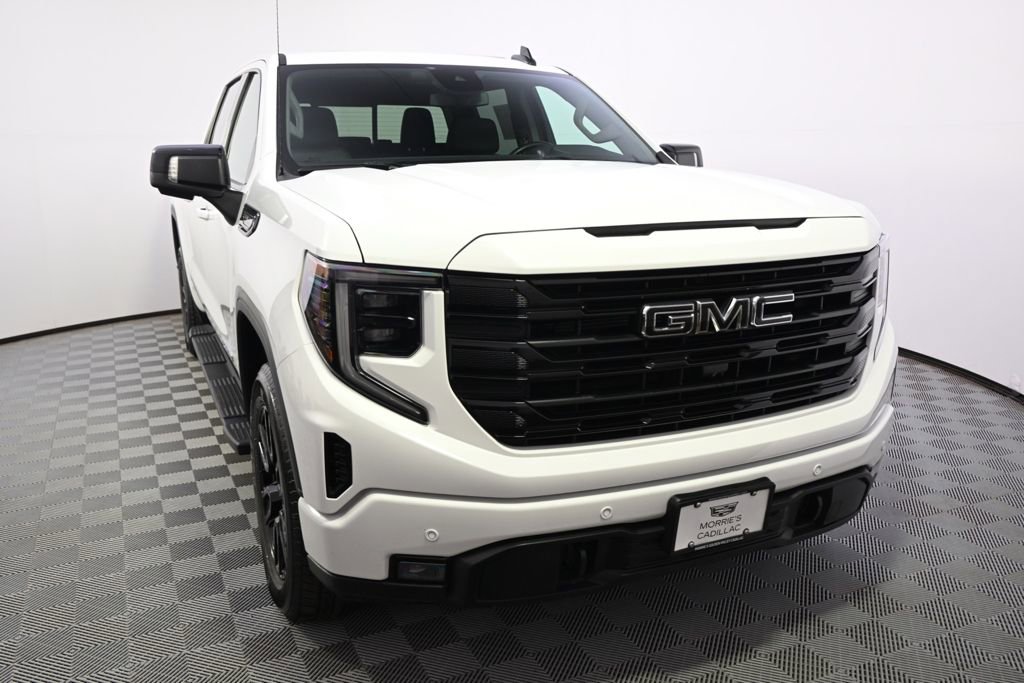 Used 2024 GMC Sierra 1500 Elevation w/ Elevation Premium Package AWD/4WD image 9