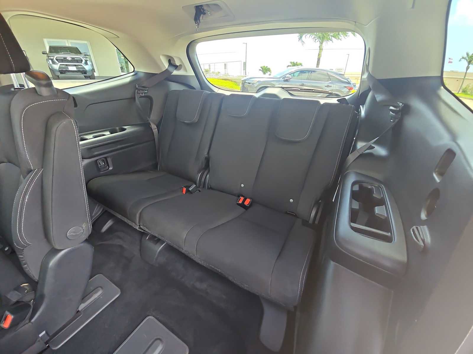 Used 2023 Subaru Ascent Premium w/ Convenience Package AWD/4WD image 25