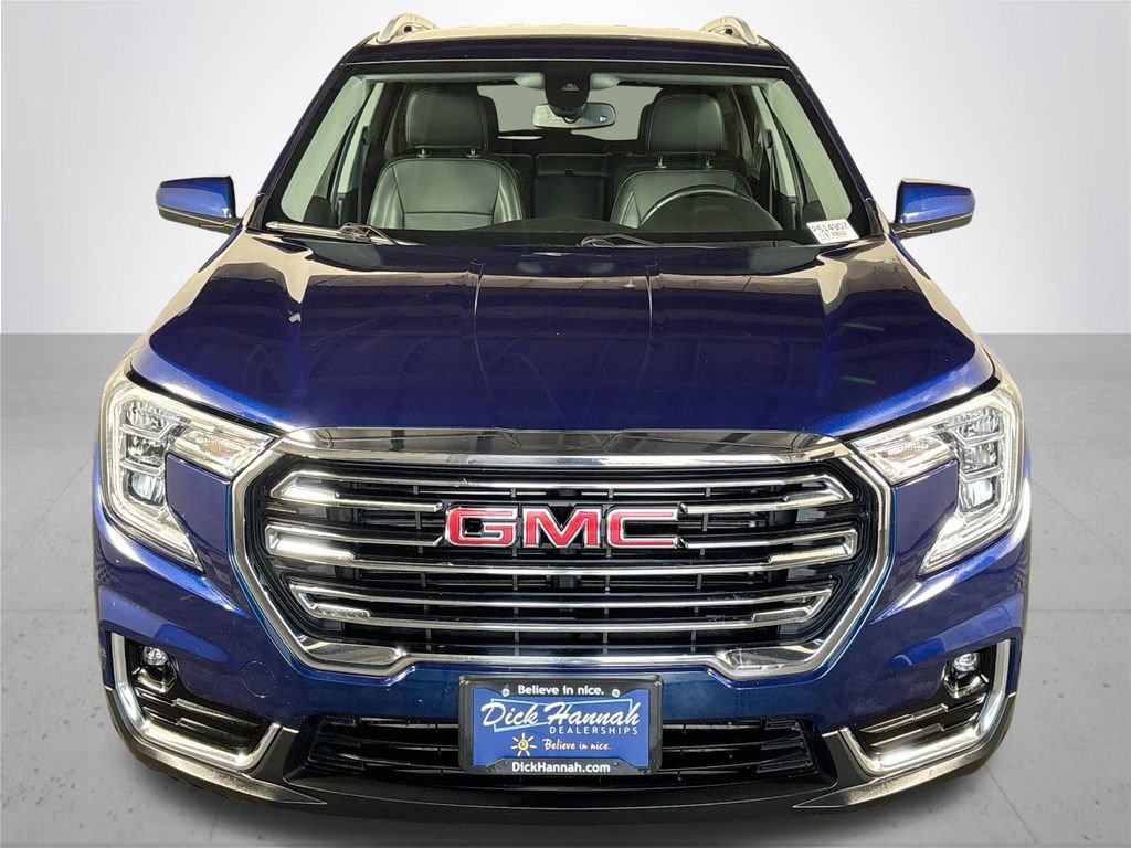 Used 2023 GMC Terrain SLT image 3