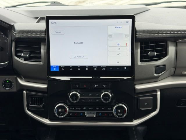 Used 2024 Ford Expedition Max XLT image 28