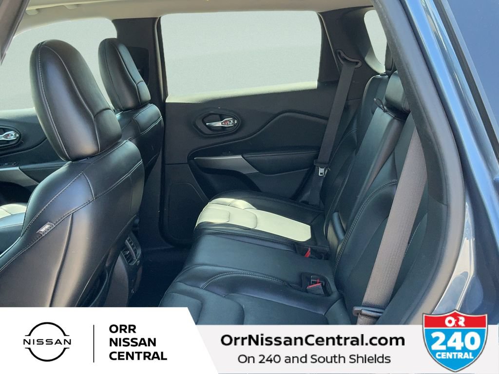 Used 2021 Jeep Cherokee Limited AWD/4WD image 13