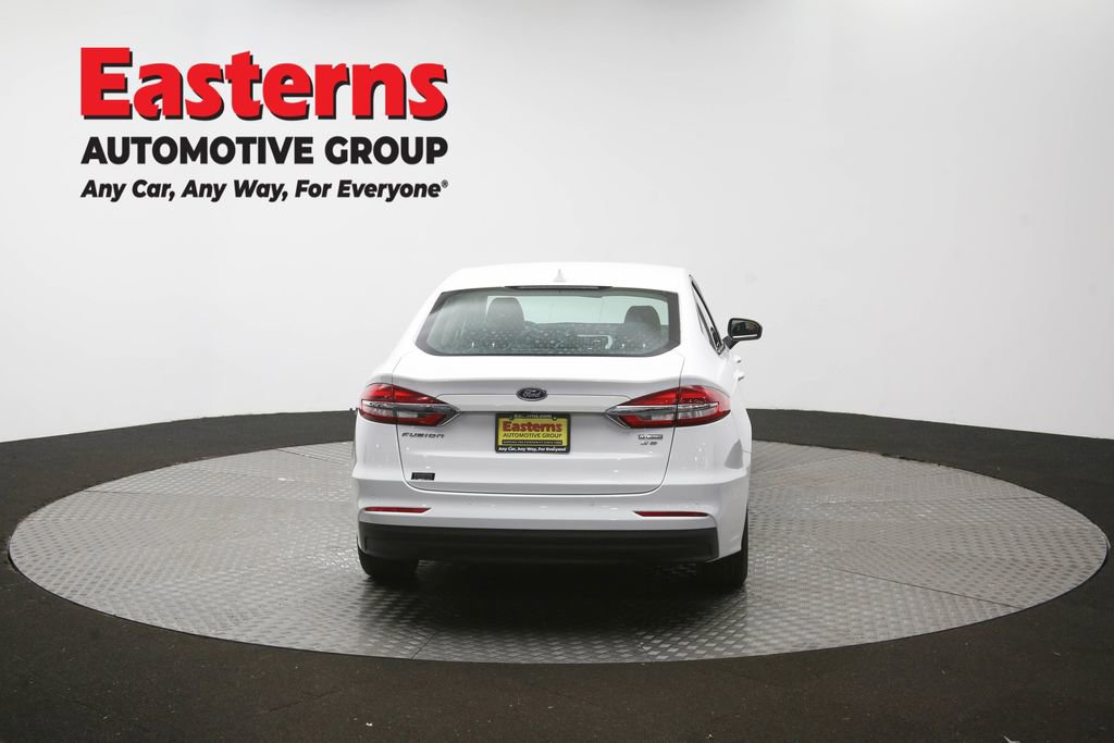 Used 2020 Ford Fusion SE FWD image 36