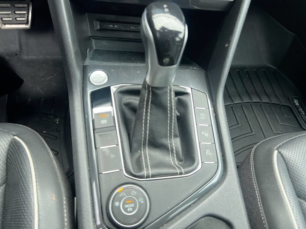 Used 2023 Volkswagen Tiguan SEL R-Line AWD/4WD image 20