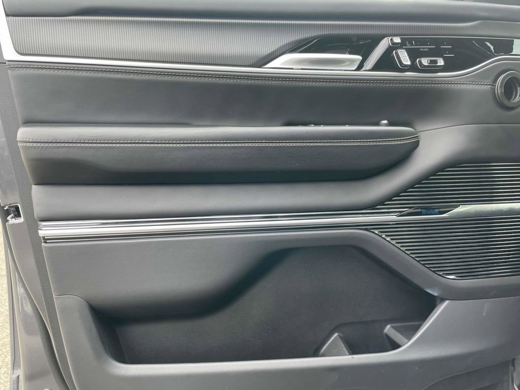 Used 2024 Jeep Grand Wagoneer L Series II w/ Quick Order Packagew 28T image 27