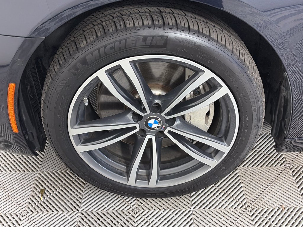 Used 2017 BMW 750i xDrive AWD/4WD image 8