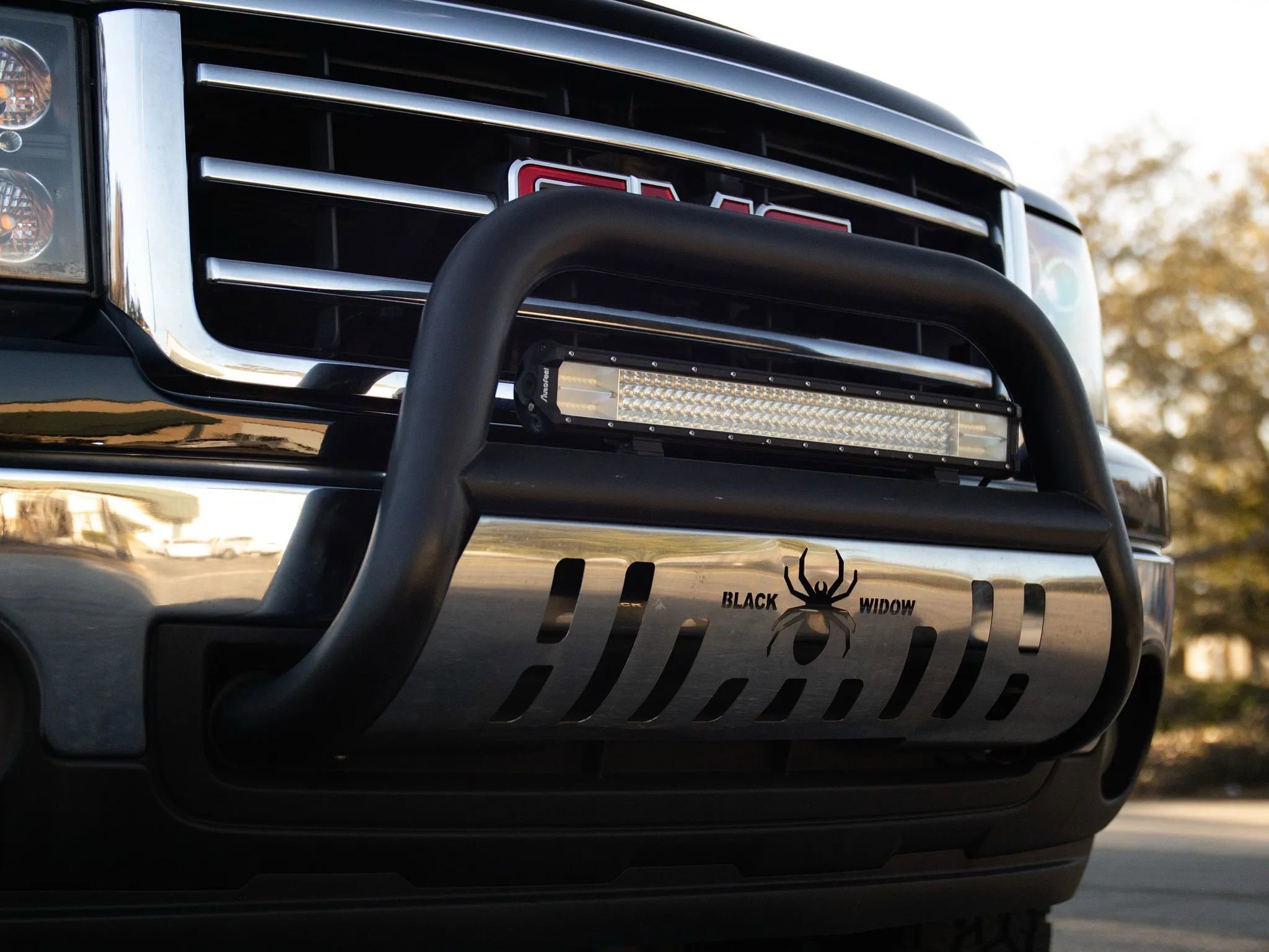 Used 2013 GMC Sierra 1500 SLE w/ Power Tech Package image 6