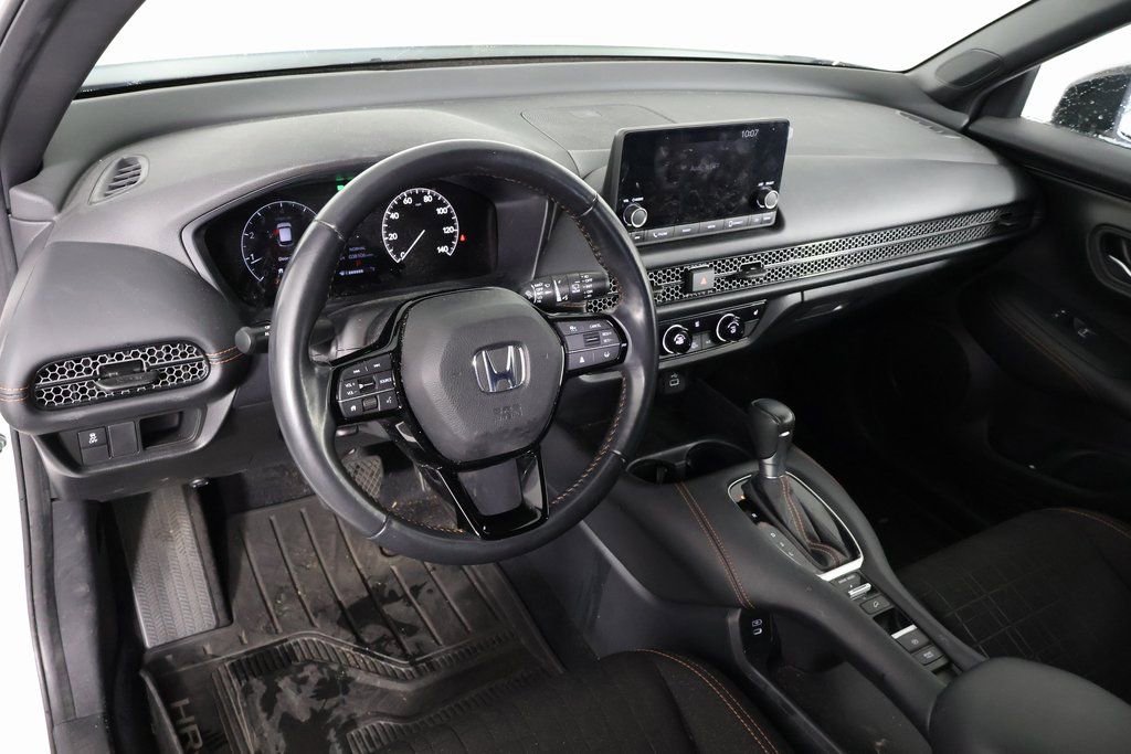 Used 2024 Honda HR-V Sport image 7