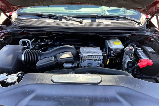 Used 2022 Jeep Wagoneer Series III AWD/4WD image 30