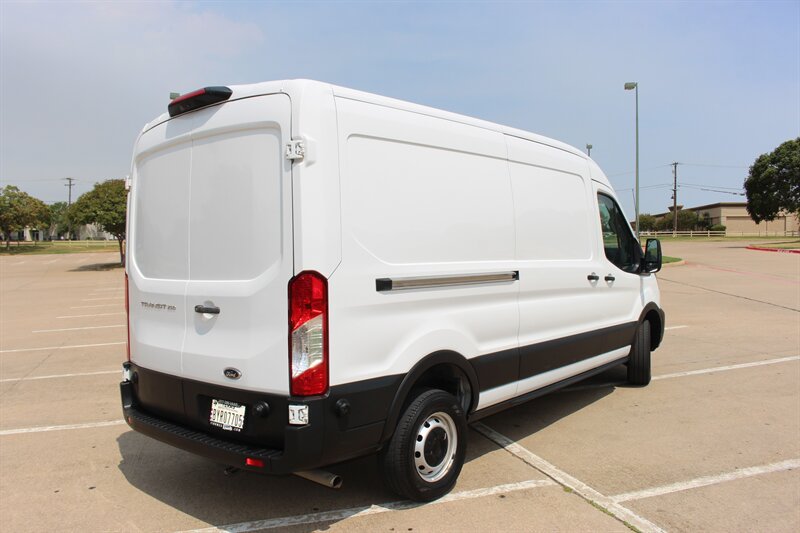 Used 2024 Ford Transit 250 148 Medium Roof w/ Load Area Protection Package RWD image 4