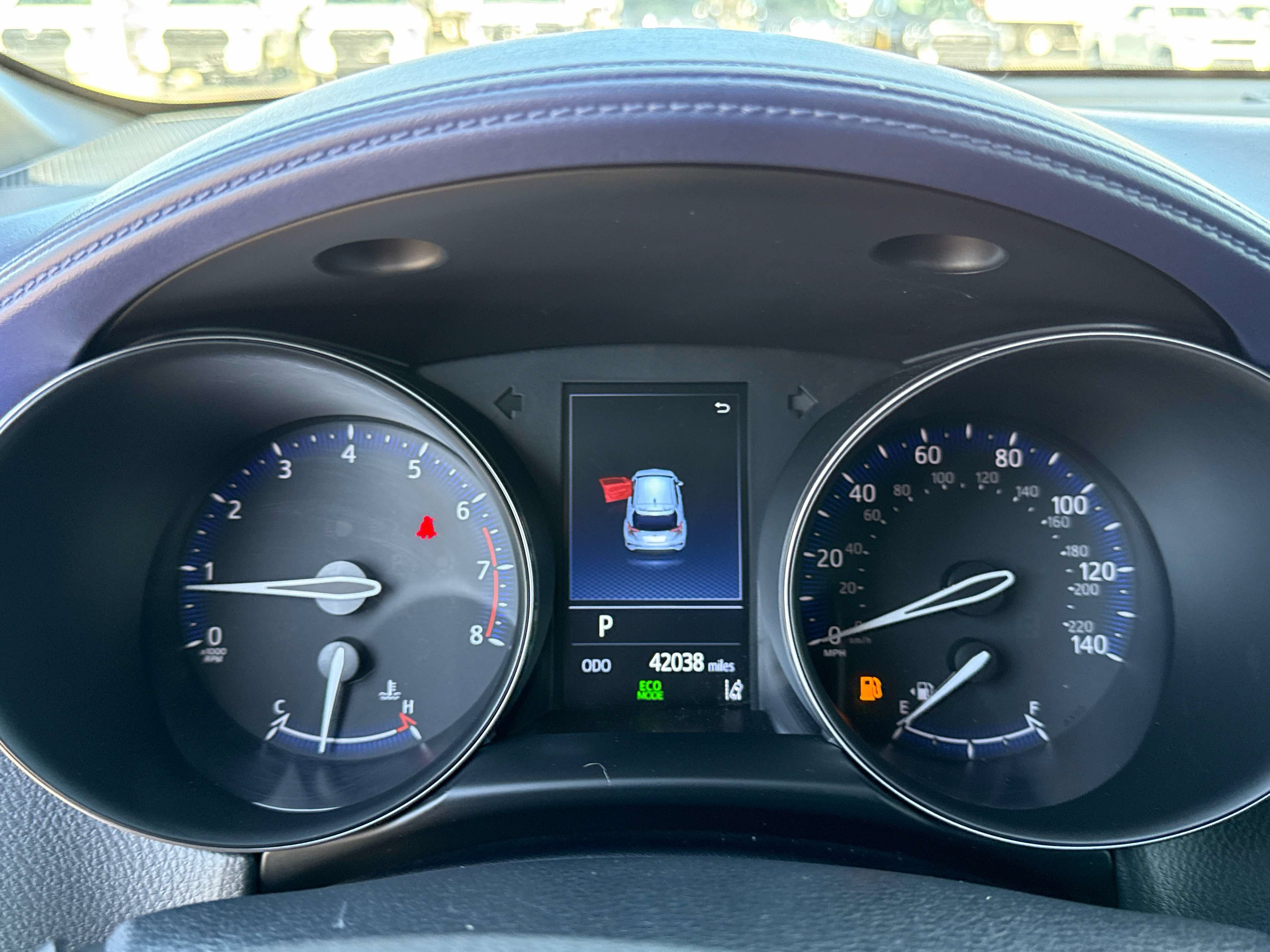 Used 2022 Toyota C-HR XLE FWD image 23