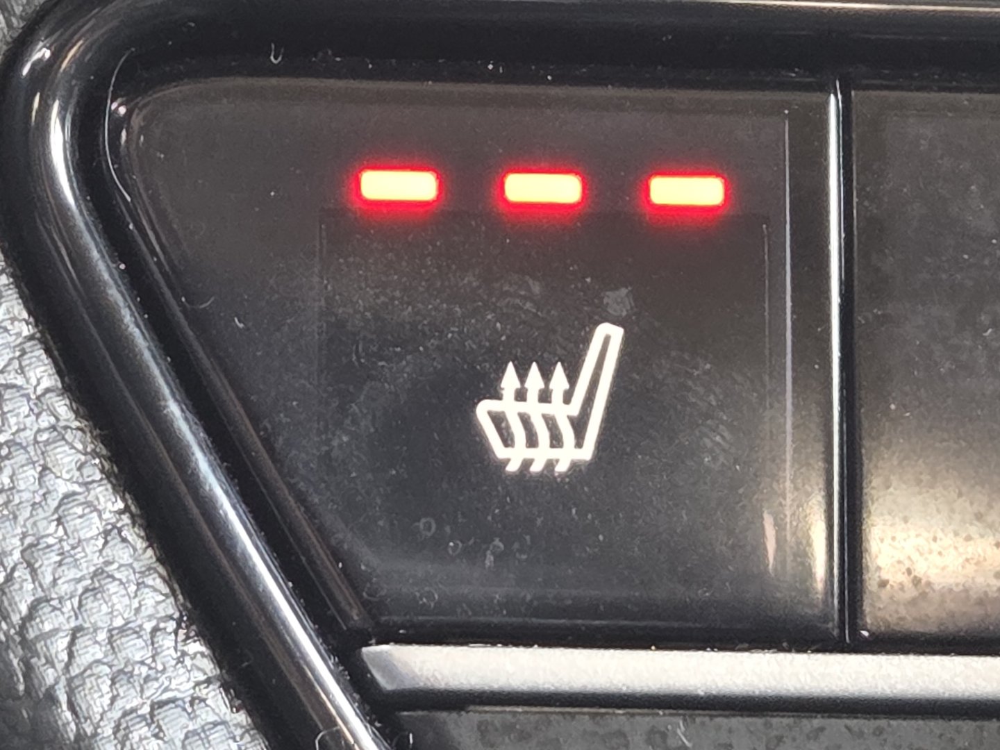 Used 2026 Honda HR-V EX-L image 6