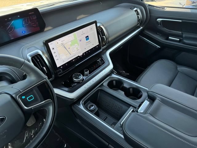 Certified 2025 Ford Expedition Max Platinum w/ Stealth Performance Package AWD/4WD image 23