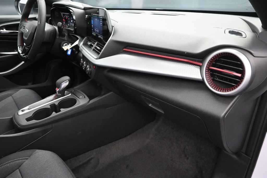 New 2026 Chevrolet Trax RS w/ Sunroof Package FWD image 23