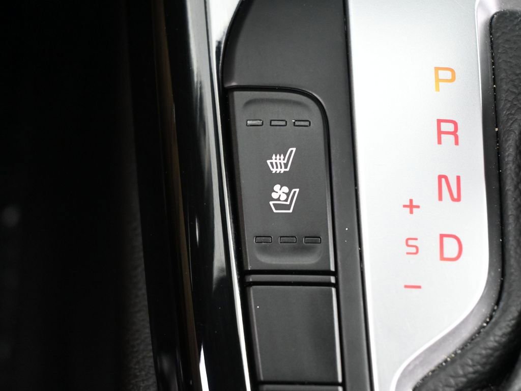 Used 2023 Kia Forte GT w/ GT2 Package image 23