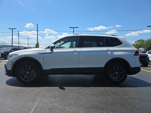 Used 2023 Volkswagen Tiguan SE FWD image 4