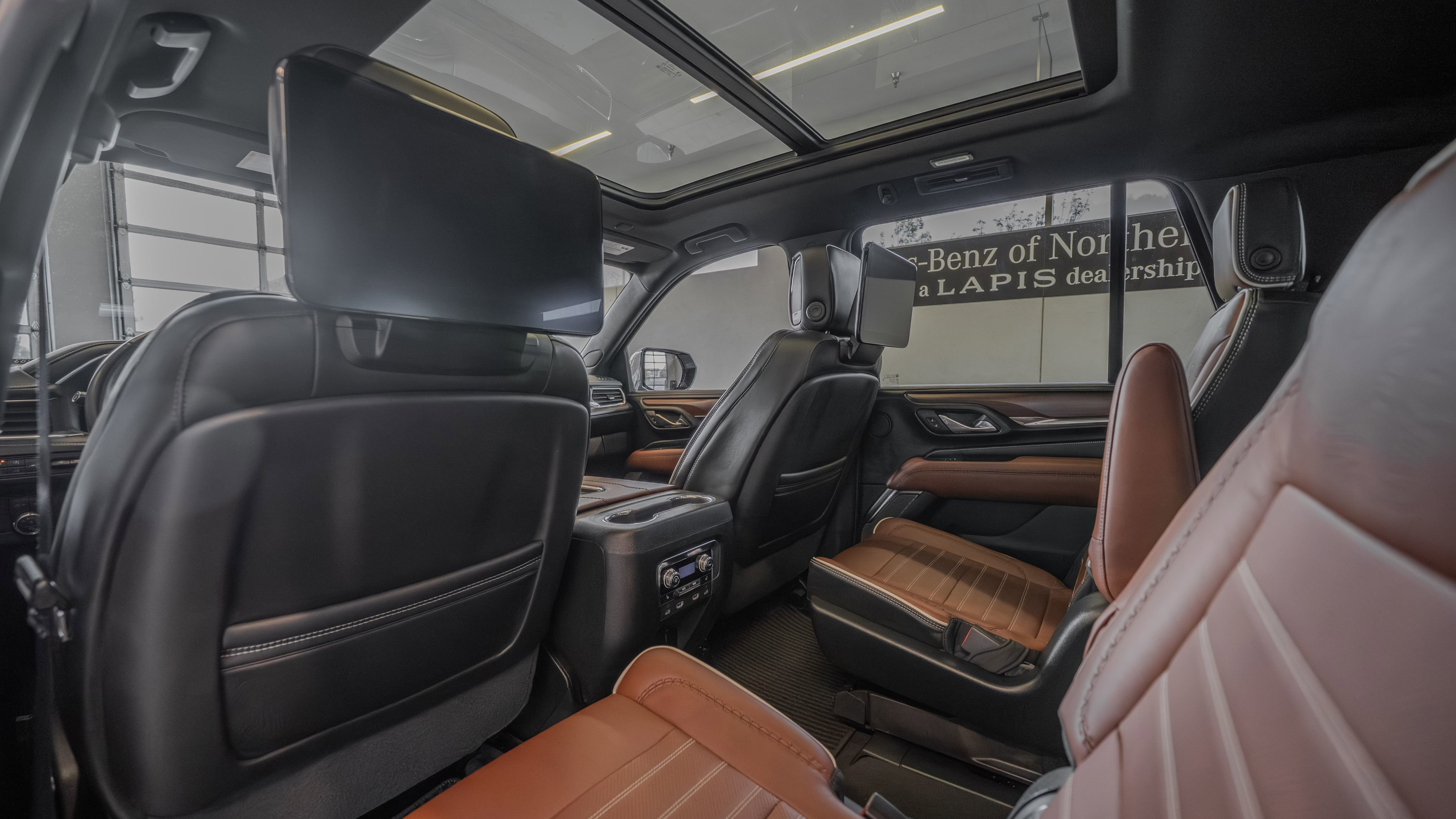 Used 2023 GMC Yukon Denali Ultimate image 26