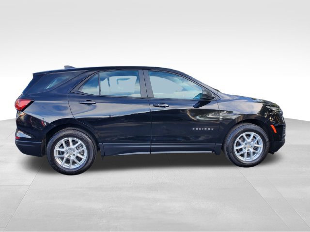 Certified 2024 Chevrolet Equinox LS w/ Driver Confidence II Package FWD image 5